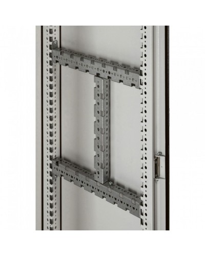 Набор траверсов Legrand 020532 в Йошкар-Оле Аксессуары для стоек и шкафов Pintop.ru